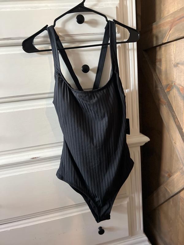 Review Thumbnail Image 0 341902953