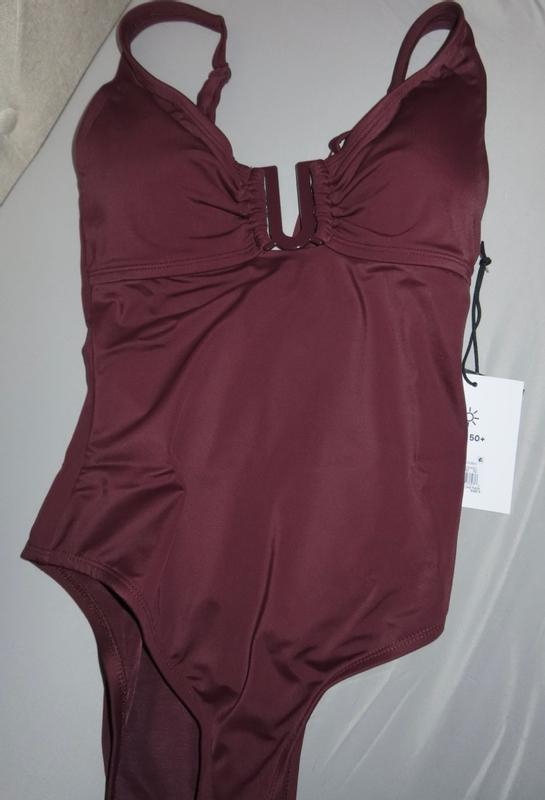 Review Thumbnail Image 0 339680807