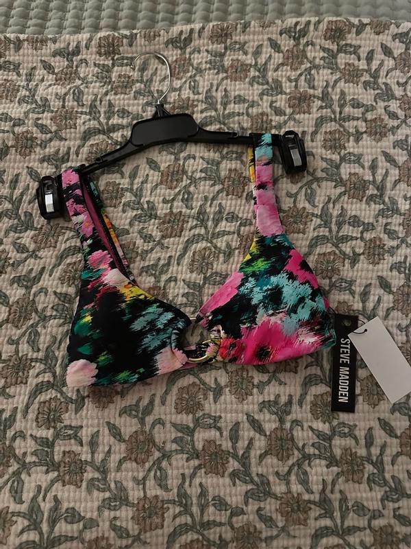 Review Thumbnail Image 0 372816272