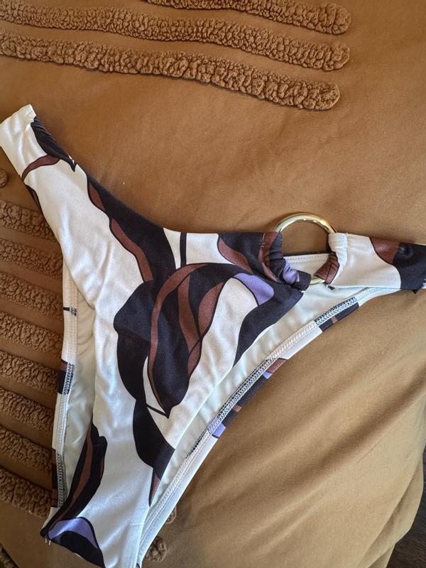 Review Thumbnail Image 0 373418480