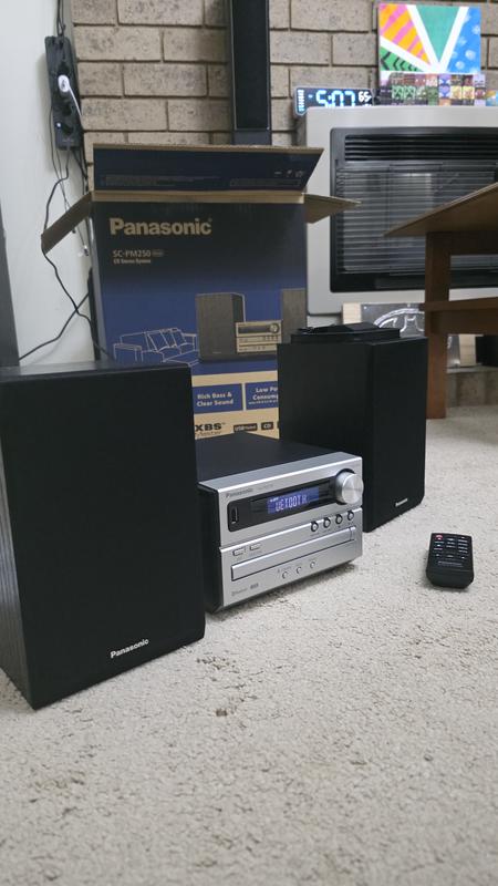 Panasonic SC-PM250 ポータブルCDプレーヤー Amazon.com: Panasonic CD Stereo System USB Memory / Bluetooth