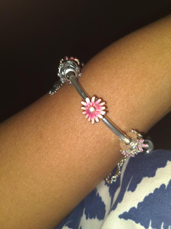 Pandora daisy store charm bracelet