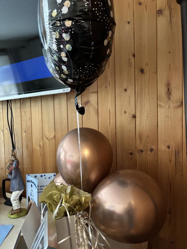 Ballon’s were not holding up and had to sit on table