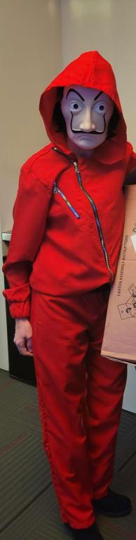 The whole costume at the glance