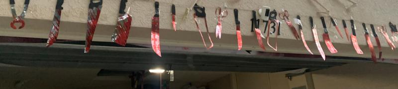 Bloody Weapons Garland