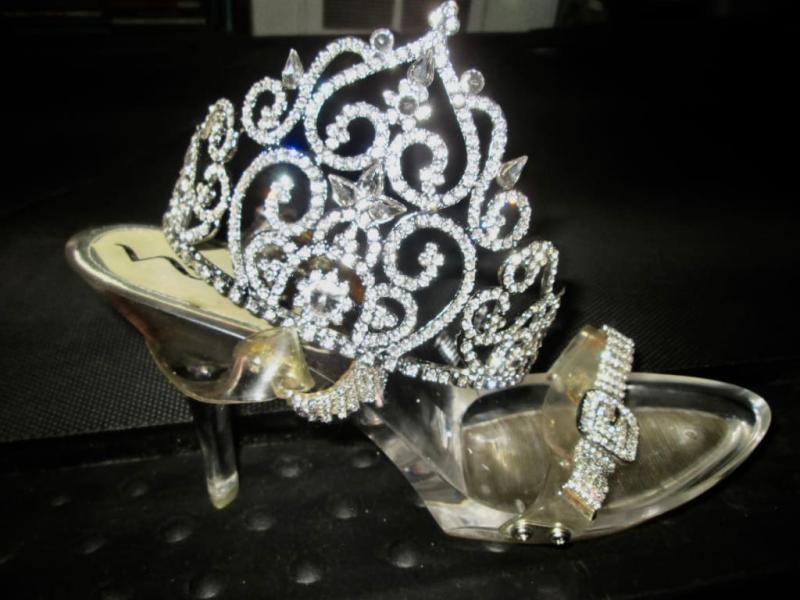 Hey Girl, Your tiara and shoes scream Your Majesty!