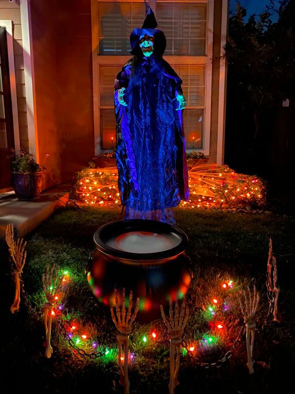 Extra large cauldron