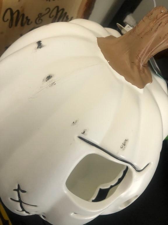 Defects but great product it's so cute!