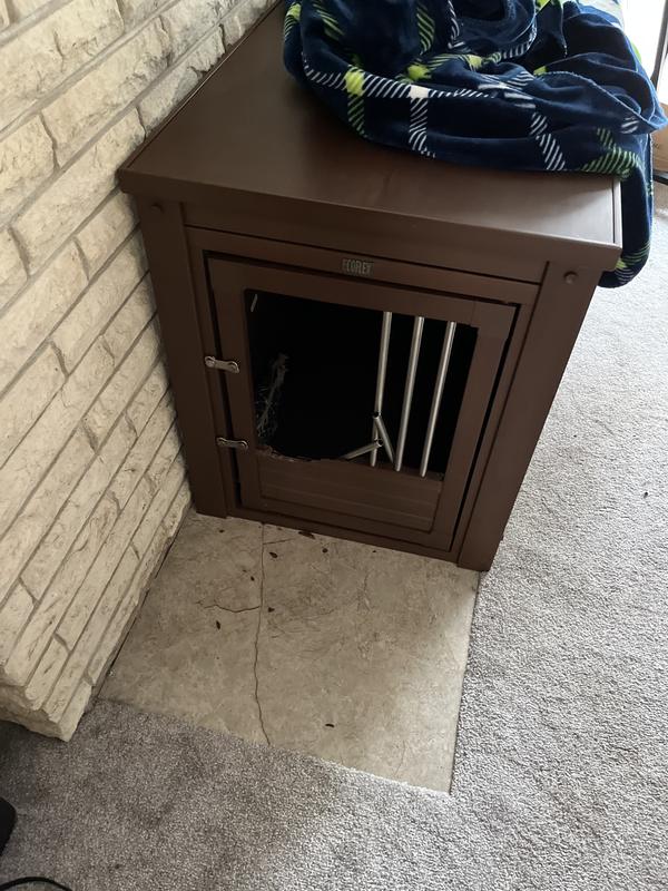 My dog in under a hour broke out.