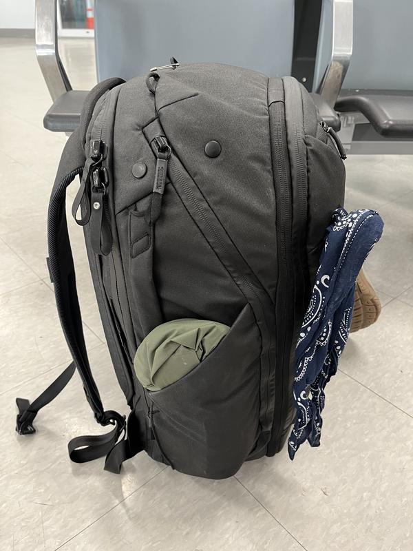 Peak Design Travel Backpack 45L セージ Travel Backpack 45L | Peak Design Official Site