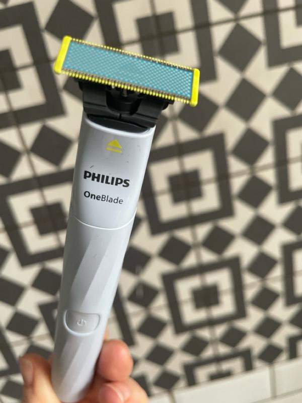 Philips OneBlade First Shave QP1324 Cut Hair not Skin Anti-friction USB  Durable