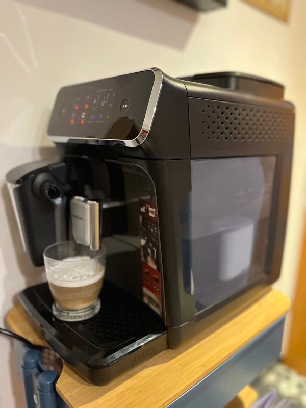 Offre à saisir d'urgence : la machine à café à grain expresso Philips Série  3200 en promo sur  !