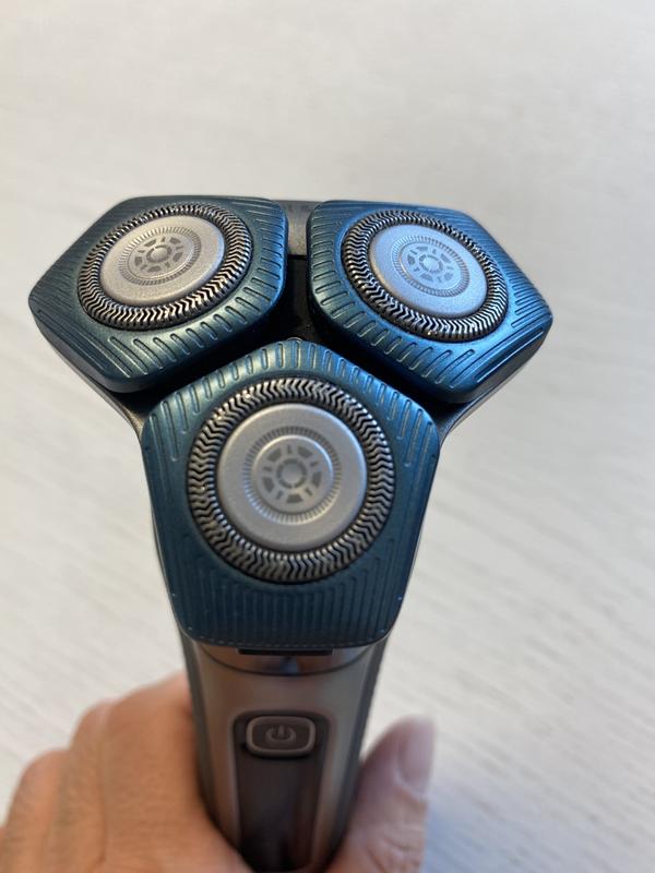 Philips shaver 7000 Series ウェット＆ドライ電動シェーバー S7886/50