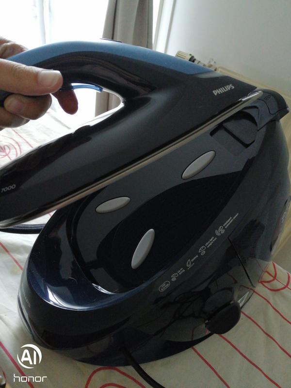 PHILIPS PSG7040/10 Centrale Vapore - 2.5L, 2100W, Tecnologia OptimalTEMP - Foto 6