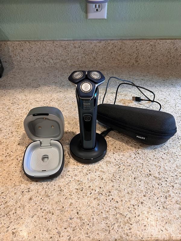 Norelco Shaver series 7000 Wet & Dry electric shaver S7889/91