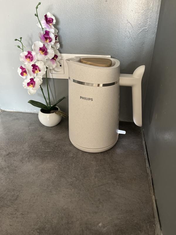 Bollitore Elettrico Philips Eco - 1.7L, Bioplastica Da Olio Esausto, Spia Luminosa, Base Girevole