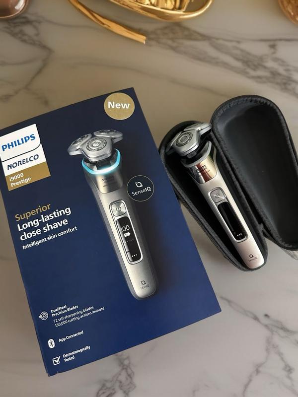Philips Norelco Shaver Series 9000 Wet & Dry Electric Shaver Philips Norelco Shaver Series 9000 Wet & Dry Electric Shaver