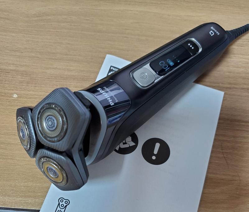 Philips shaver 9000 Series ウェット＆ドライ電動シェーバー S9982/30