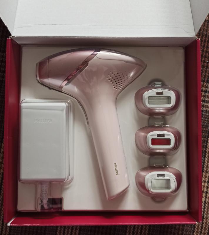 Philips Lumea Depiladora Luz Pulsada IPL Serie 9000 con Tecnología SenseIQ,  4 accesorios para el cuerpo, la cara, la zona del bikini y las axilas, sin  cable (modelo BRI957/00) : : Belleza