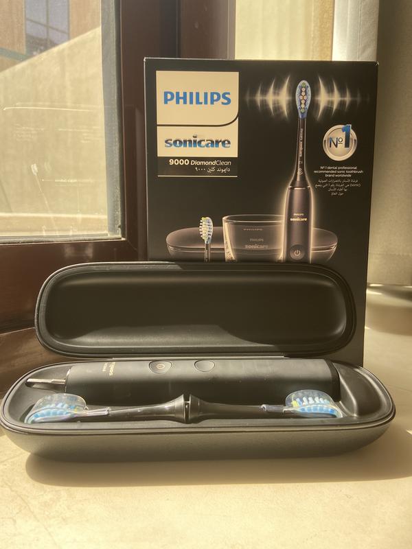 DiamondClean 9000 Sonic electric toothbrush with app HX9913/18