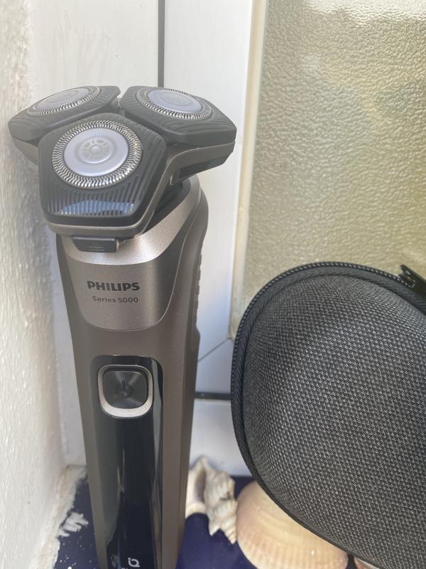 Philips Shaver Series 5000, afeitadora eléctrica húmeda y seca con cápsula  de limpieza rápida sin cables, S5882/50
