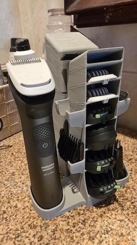 All-in-One Trimmer 9000 Series 24 in 1 trimmer MG9526/40 | Norelco