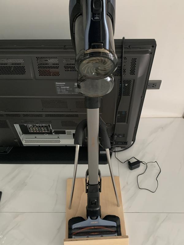 8000 Series Cordless Stick vacuum cleaner XC8043/01 | Philips