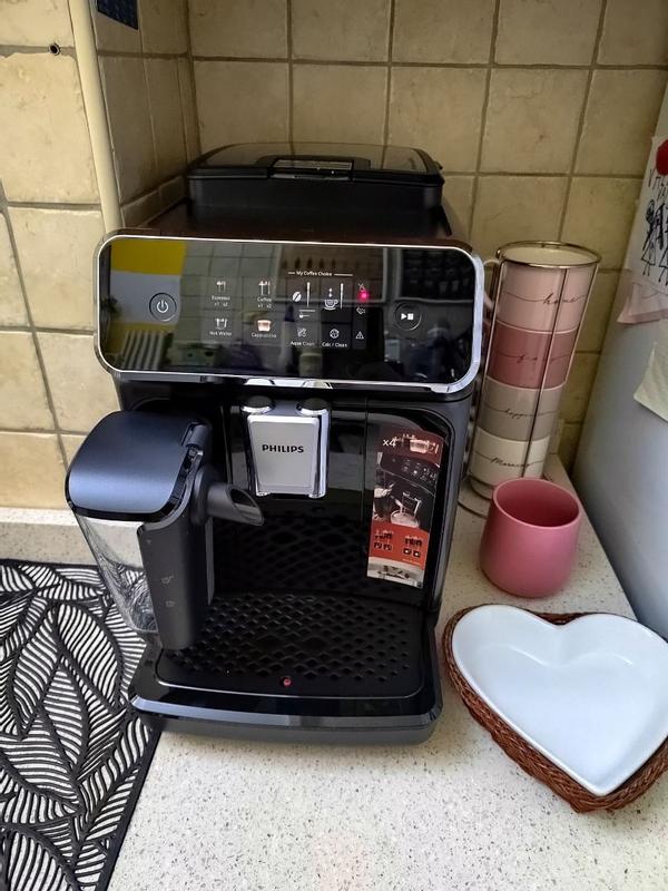 Compra Macchina Per Caffè Completamente Automatica EP2334/10 Online