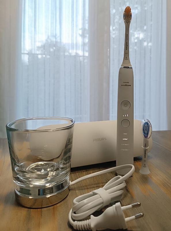 DiamondClean Smart 9400 Cepillo dental recargable HX9917/89 Sonicare