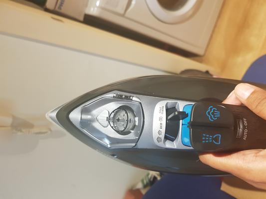 PowerLife Steam iron GC2998 86 Philips