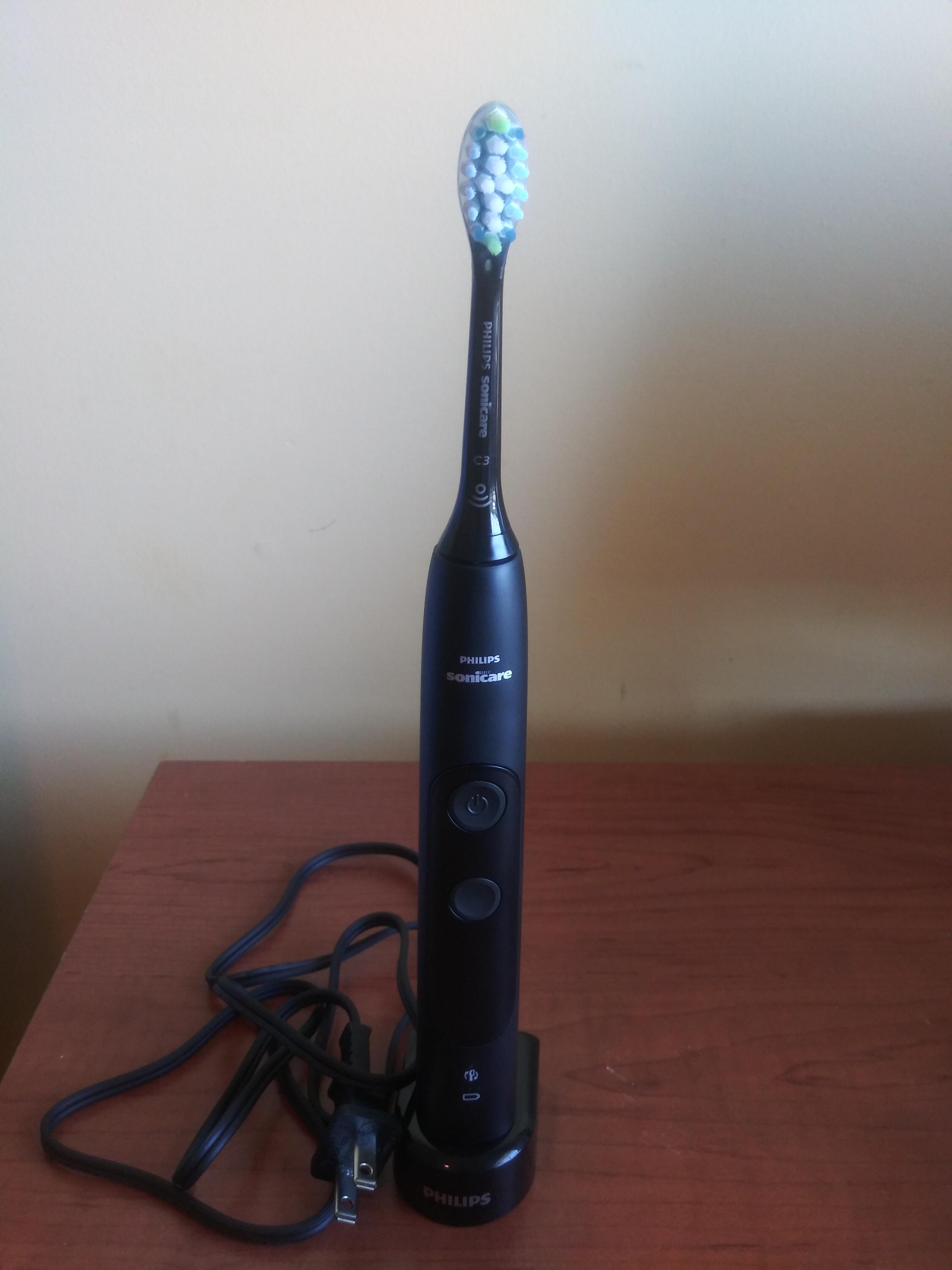 ExpertClean 7300 HX9601/03 Sonic electric toothbrush with app