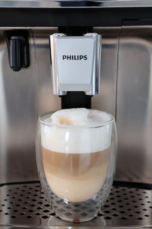 Test Phillips 3340 serie - LatteGo EP3347/90 - Cafetière à expresso avec  broyeur à grains - UFC-Que Choisir