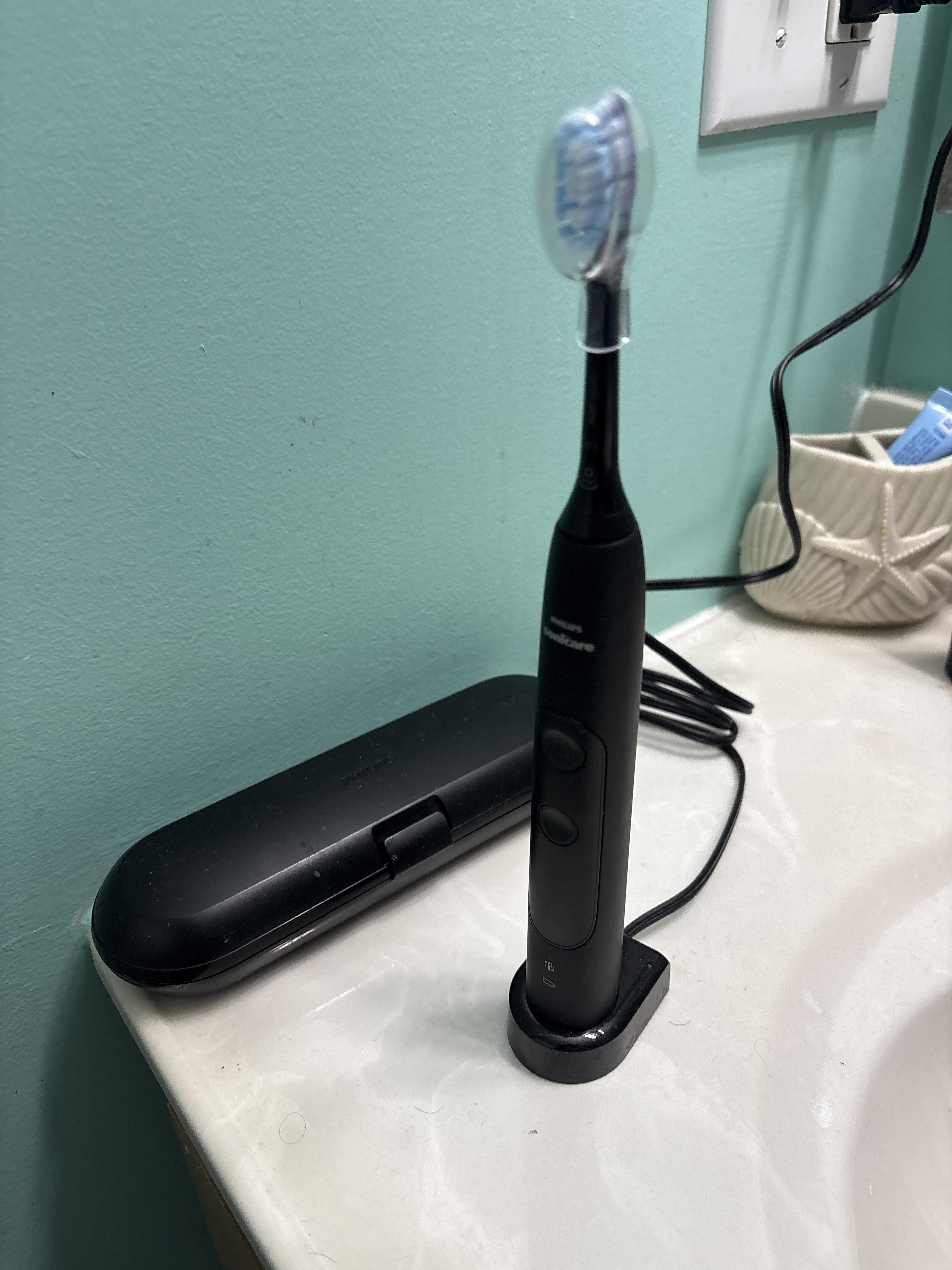 Sonicare ExpertClean 7300 Electric Toothbrush | Philips