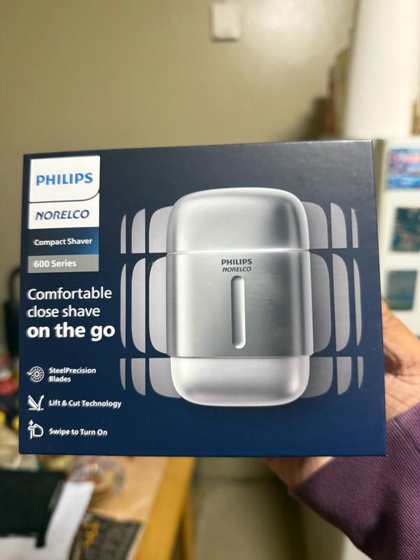 Philips Shaver 700 Series Wet & Dry Electric Compact Shaver S794