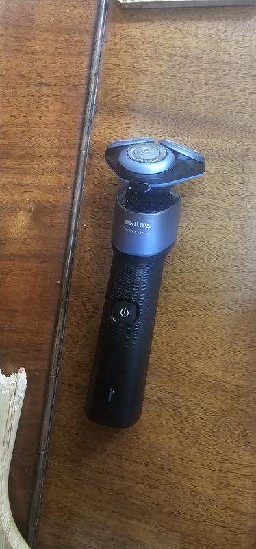 Shaver 5000X series Wet & dry electric shaver X5006/00 | Philips Shaver 5000X series Wet & dry electric shaver X5006/00 | Philips