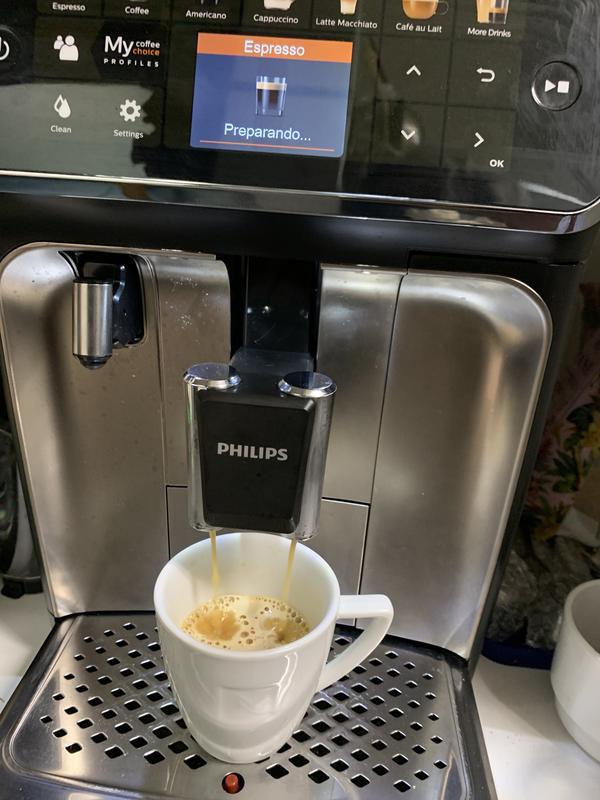 Philips EP5447/90 Serie 5400 Cafetera superautomática, 12 variedades de  café, Tecnología LatteGo, Molinillo cerámico, Pantalla táctil » Chollometro