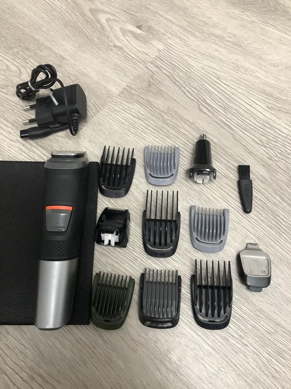 Multigroom series 5000 11-in-1, für Gesicht, Haare und Körper 