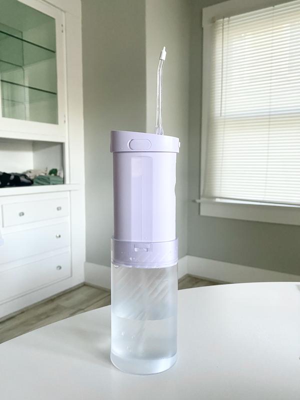 Compact Flosser 1000 Oral Irrigator HX3333/23 | Sonicare