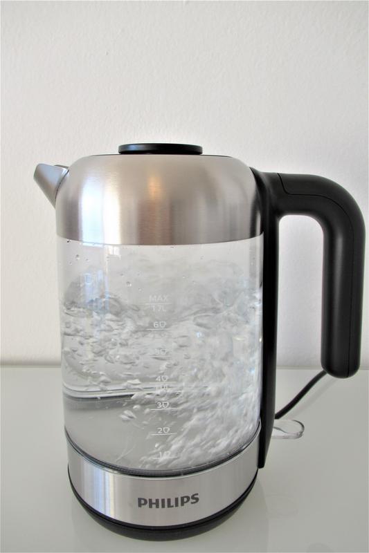 Shop Glas Wasserkocher Leicht, HD9339/80 Liter Philips 1,7 Kaufen – Aus |