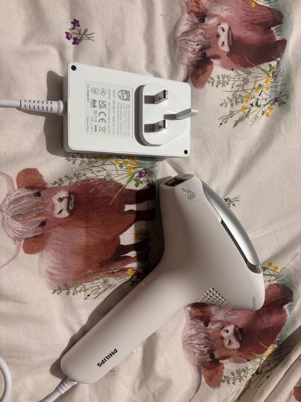 Lumea IPL 8000 Series IPL Hair Removal device with SenseIQ 2.0