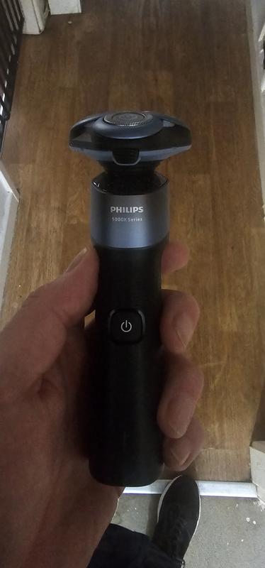 Shaver 5000X series Wet & dry electric shaver X5006/00 | Philips Shaver 5000X series Wet & dry electric shaver X5006/00 | Philips