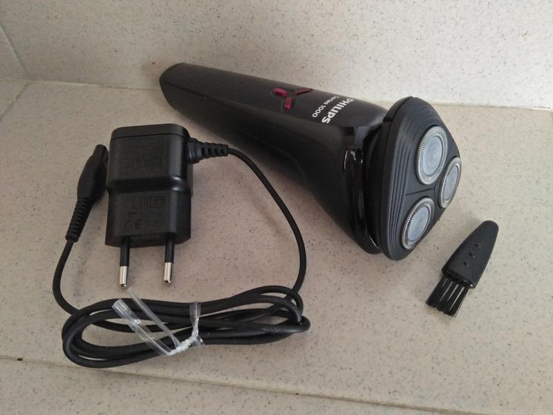 ひでページ seiken280401様専用フィリップス 1000シリーズ シェーバー Shaver