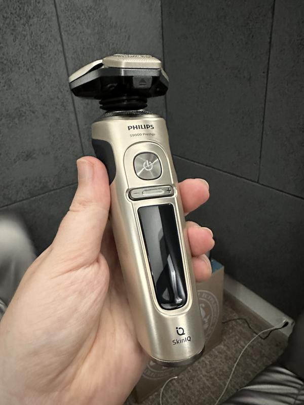 Shaver S9000 Prestige Электробритва серии S9000: сухое и влажное