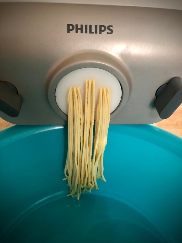 Premium collection Pasta maker HR2365/01 | Philips