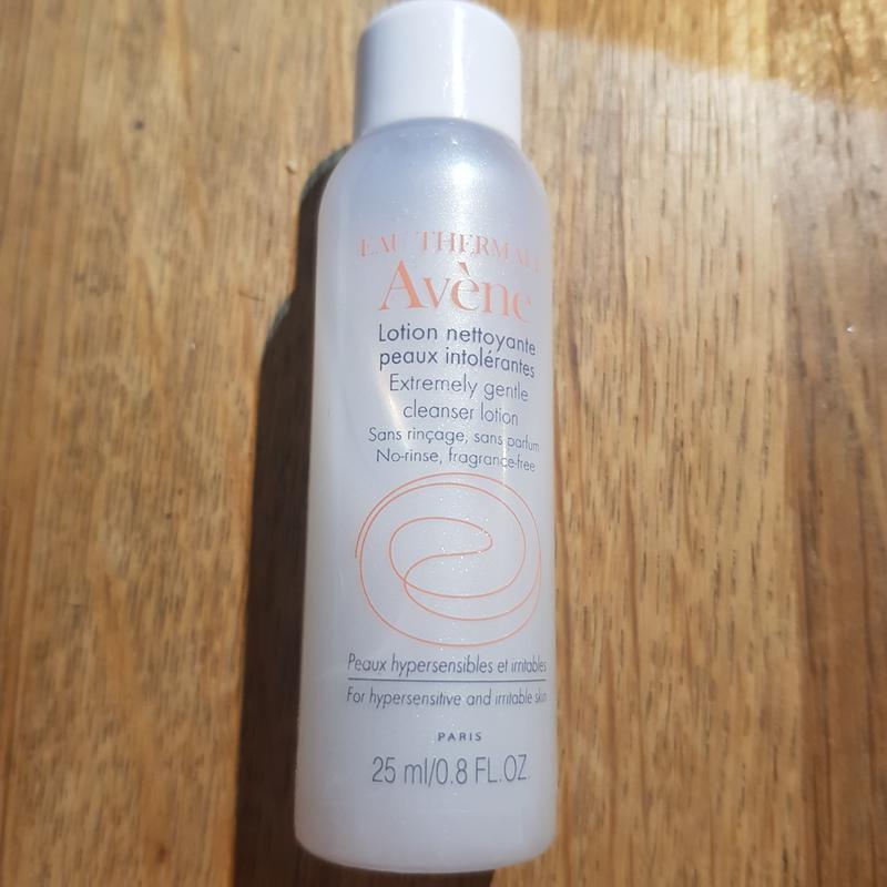 avène cleanser milk