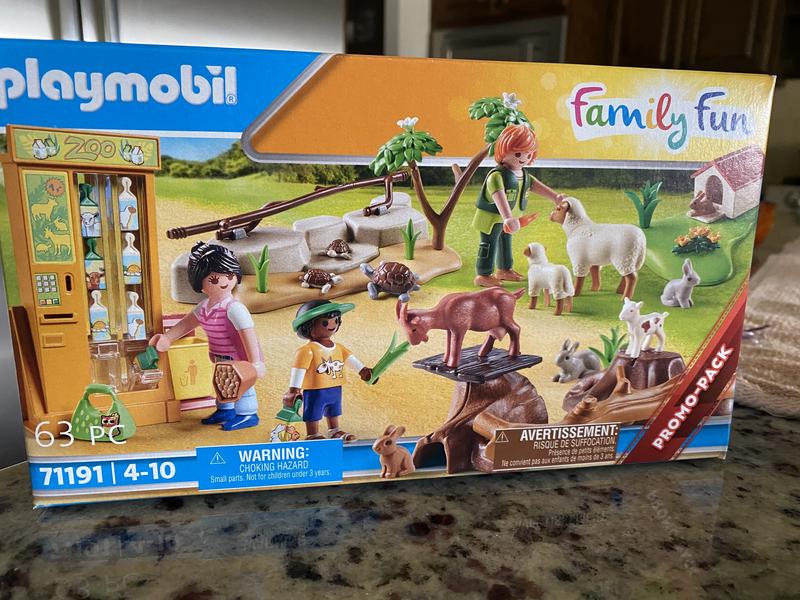 Playmobil Family Fun - Experience Petting Zoo - 71191 - 63 Parts