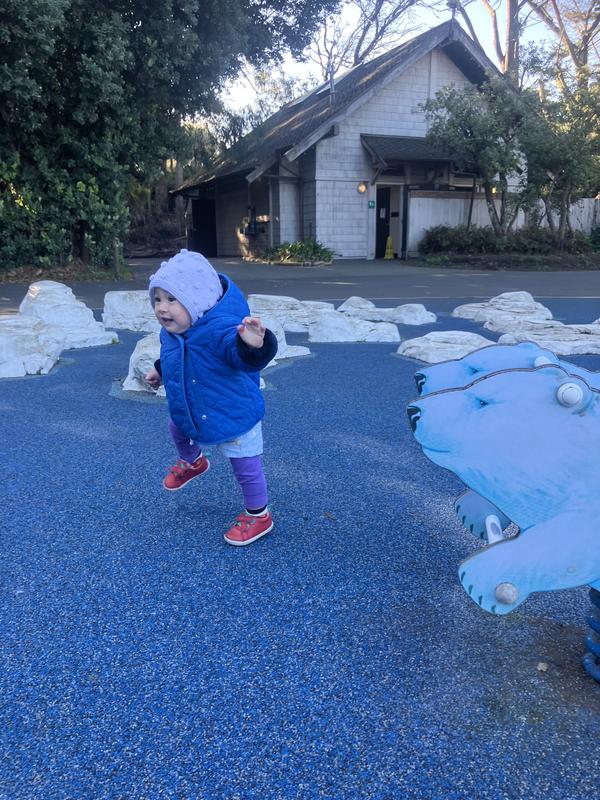 Review Thumbnail Image 0 372476615