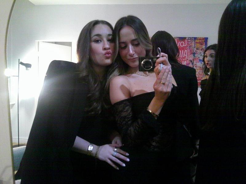 Review Thumbnail Image 0 350767674