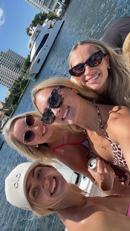 Review Thumbnail Image 0 356284162