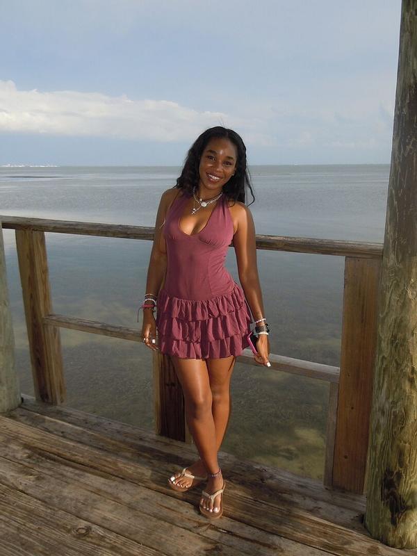 Review Thumbnail Image 0 354064519